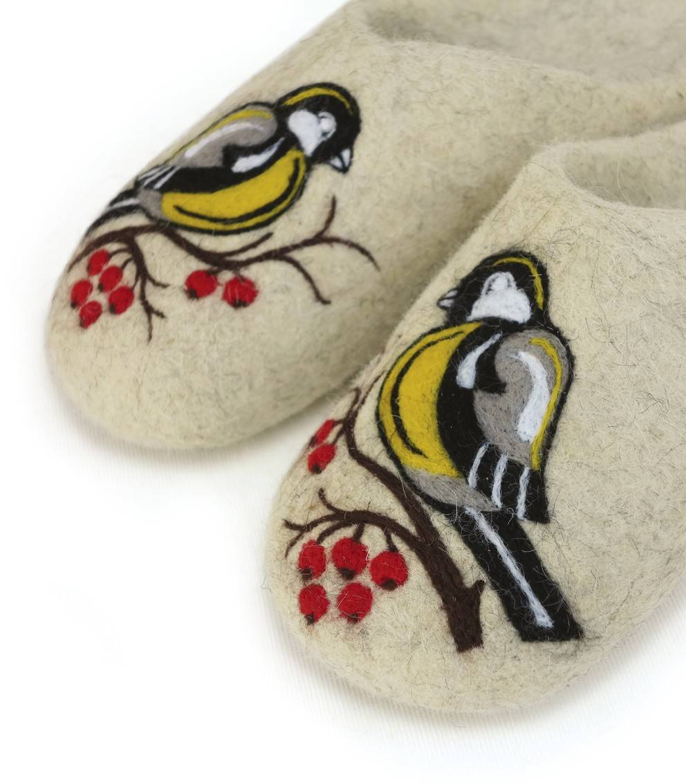 Home slippers "Bird with rowan" - "Glazovskie valenki" - Shoes buy wholesale from manufacturer and supplier on UDM.MARKET