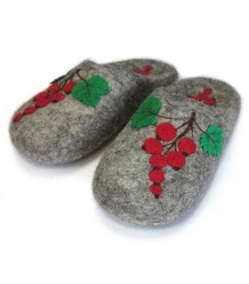 Home slippers "Ripe currant" - "Glazovskie valenki" - Shoes buy wholesale from manufacturer and supplier on UDM.MARKET