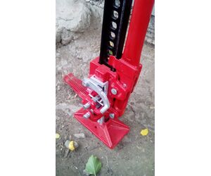 Домкрат реечный Farm Jack 150 см. 3 т. - ООО  «ПП «АВЕС» - Автомобили, Транспорт и Аксессуары купить оптом от производителя на UDM.MARKET