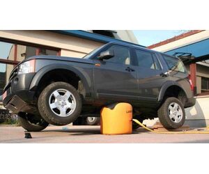 Домкрат воздушный AIR JACK грузоподъёмность до 3 тонн - ООО  «ПП «АВЕС» - Автомобили, Транспорт и Аксессуары купить оптом от производителя на UDM.MARKET