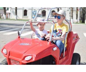 Детский 2-х местный электромобиль "чИЖик" для катания на улице зимой и летом на аккумуляторе. - ИП Столбова Н.П. - Игрушки и хобби купить оптом от производителя на UDM.MARKET