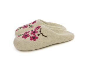 Home slippers "Sakura" - "Glazovskie valenki" - Shoes buy wholesale from manufacturer and supplier on UDM.MARKET